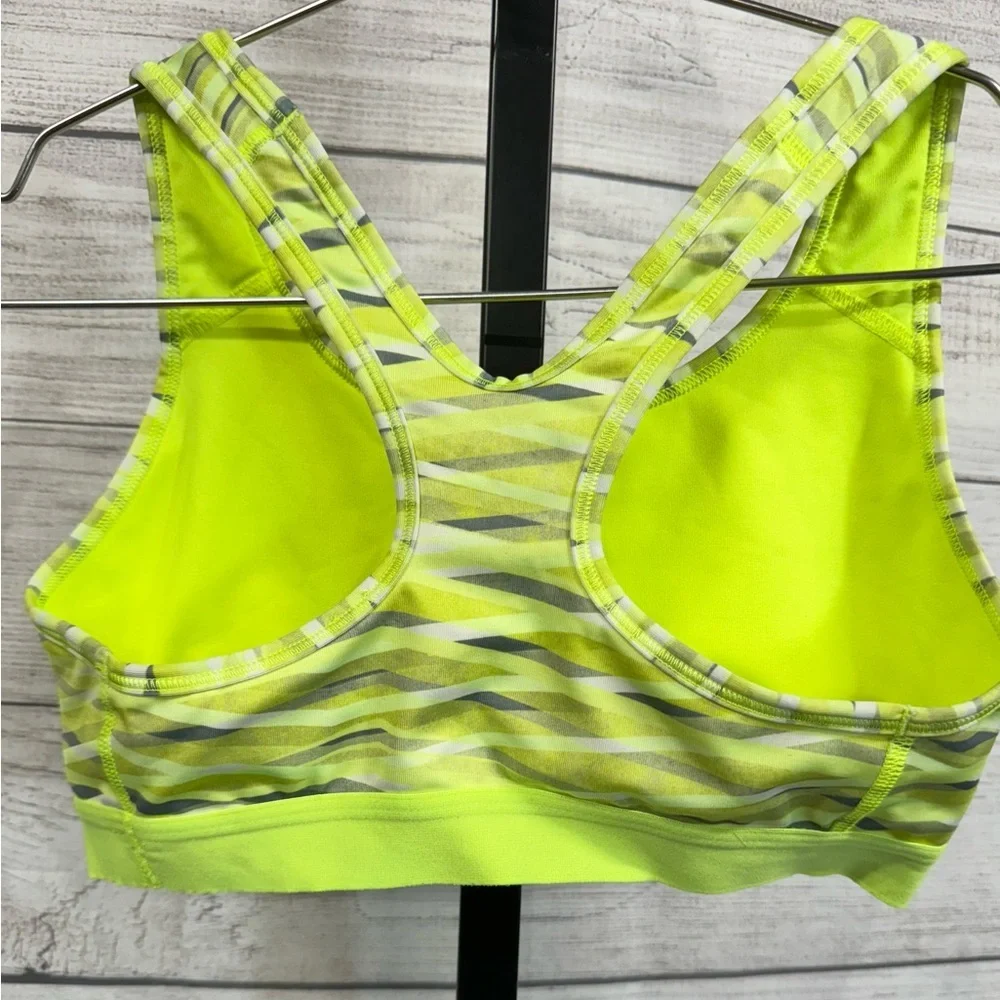 Nike Sports Bra - Picture 3 of 3